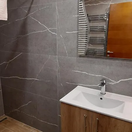 President Kop شقة *