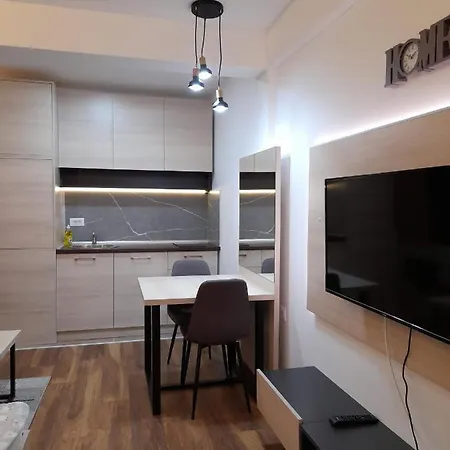 President Kop アパート コパオニク